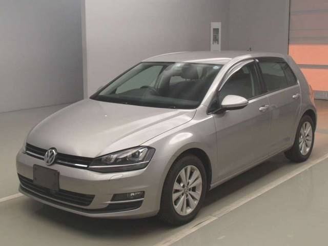 81029 VOLKSWAGEN GOLF AUCJZ 2014 г. (TAA Kantou)