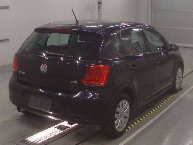 10163 VOLKSWAGEN POLO 6RCBZ 2012 г. (CAA Tokyo)