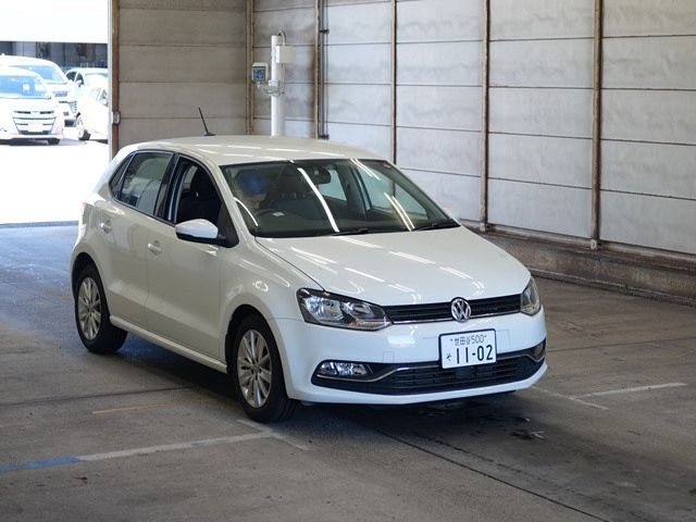 2694 VOLKSWAGEN POLO 6RCJZ 2017 г. (ARAI Bayside)