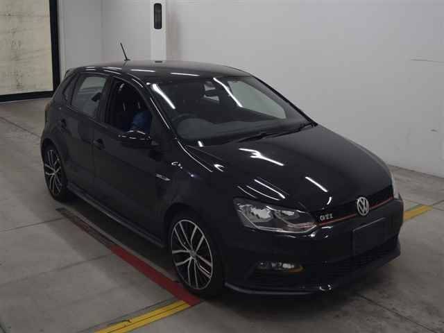 30001 VOLKSWAGEN POLO 6RDAJ 2016 г. (MIRIVE Osaka)