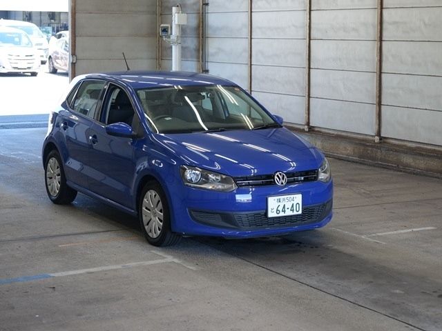 5042 VOLKSWAGEN POLO 6RCBZ 2012 г. (ARAI Bayside)