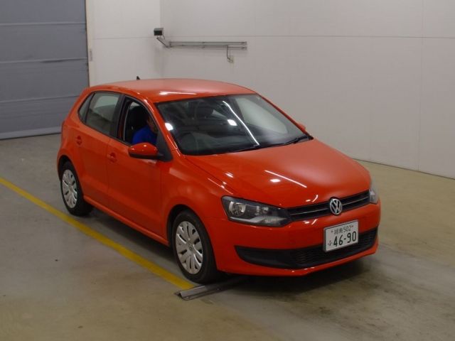 8543 VOLKSWAGEN POLO 6RCBZ 2011 г. (NAA Tokyo)