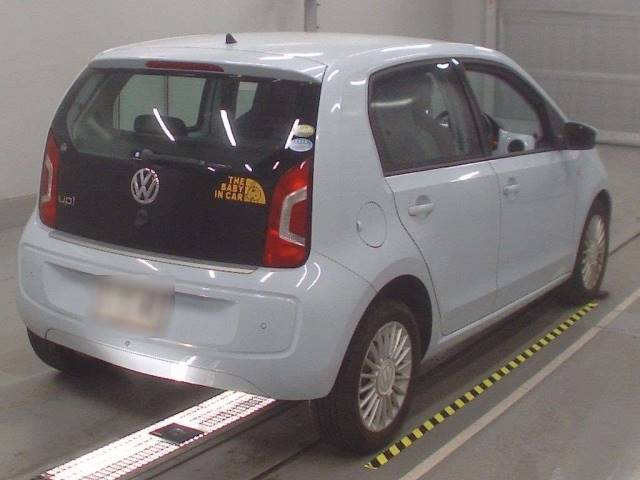 10071 VOLKSWAGEN UP AACHY 2012 г. (CAA Tokyo)