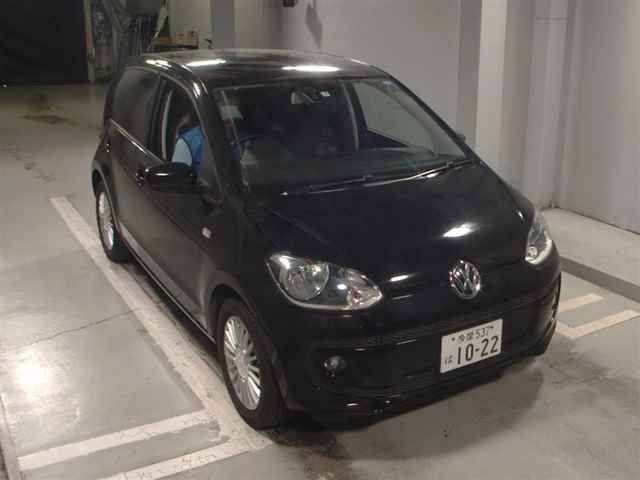 8072 VOLKSWAGEN UP AACHY 2013 г. (JU Tokyo)