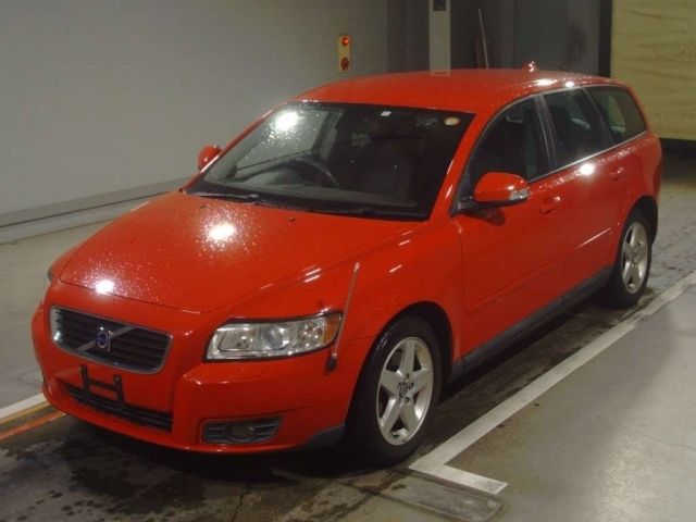 4235 VOLVO V50 2010 г. (TAA Hiroshima)