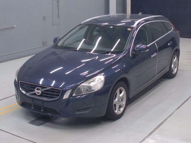 5092 VOLVO V60 2012 г. (CAA Gifu)