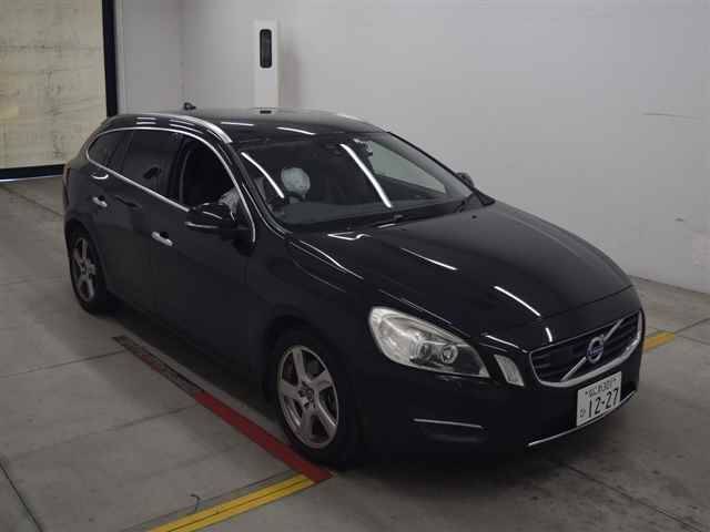 60030 VOLVO V60 FB4164T 2012 г. (MIRIVE Osaka)