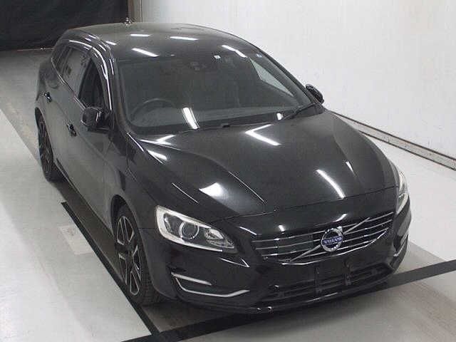 3034 VOLVO V60 FD4204T 2016 г. (JU Chiba)