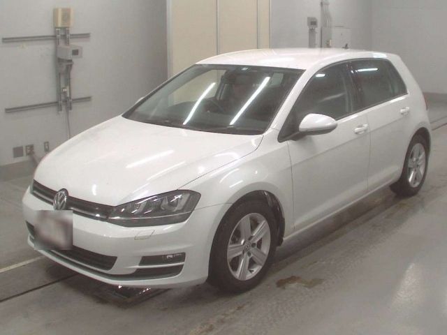 10030 Volkswagen Golf AUCJZ 2015 г. (CAA Tokyo)