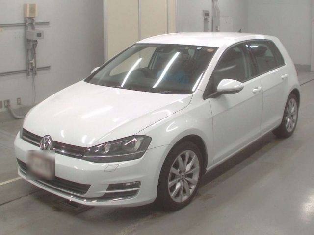 10079 Volkswagen Golf AUCPT 2014 г. (CAA Tokyo)