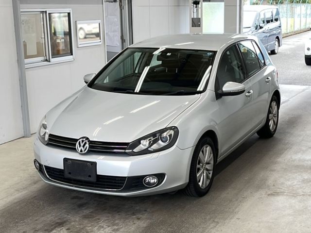 1274 Volkswagen Golf 1KCAX 2012 г. (KCAA Minami Kyushu)