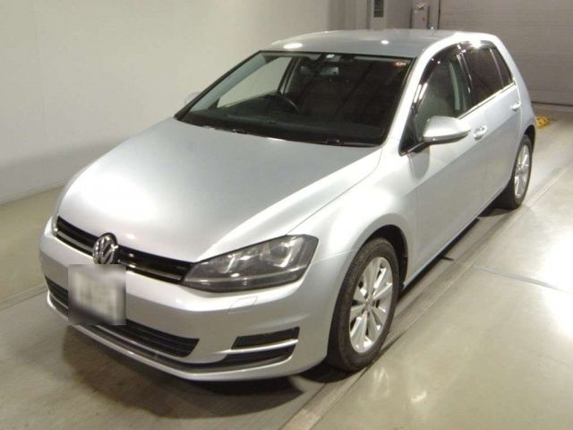 30011 Volkswagen Golf AUCJZ 2014 г. (TAA Tohoku)