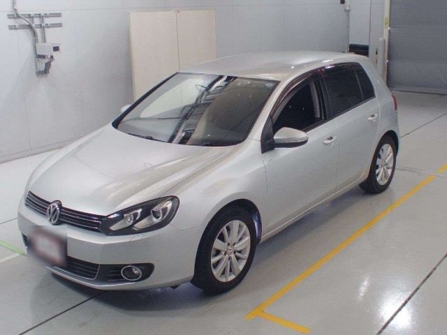 30269 Volkswagen Golf 1KCAX 2012 г. (CAA Chubu)