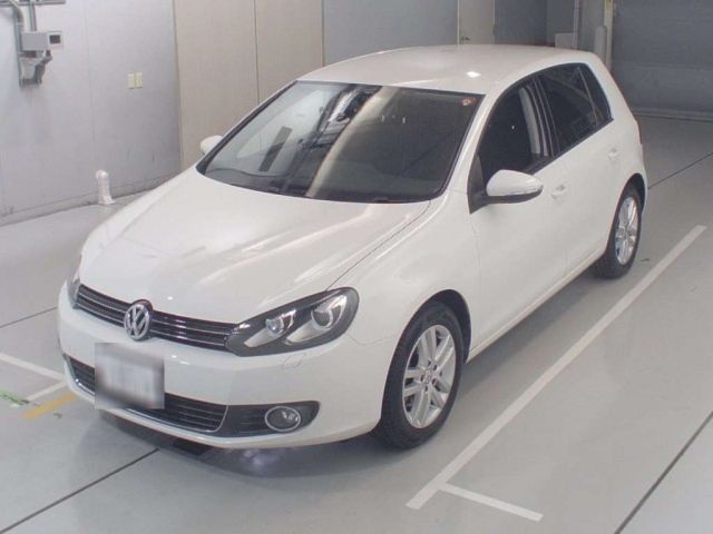 30623 Volkswagen Golf 1KCAX 2012 г. (CAA Chubu)