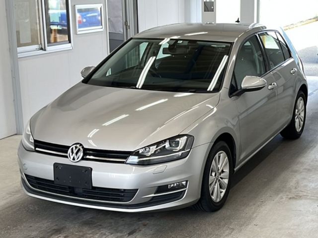 3069 Volkswagen Golf AUCJZ 2014 г. (KCAA Minami Kyushu)