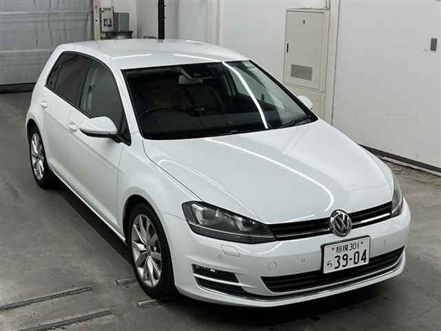 35061 Volkswagen Golf AUCPT 2013 г. (MIRIVE Saitama)