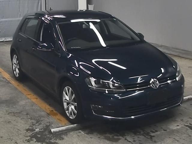 387 Volkswagen Golf AUCPT 2014 г. (ZIP Tokyo)