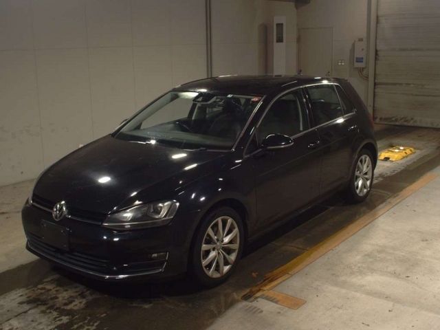 4154 Volkswagen Golf AUCPT 2015 г. (TAA Kyushu)