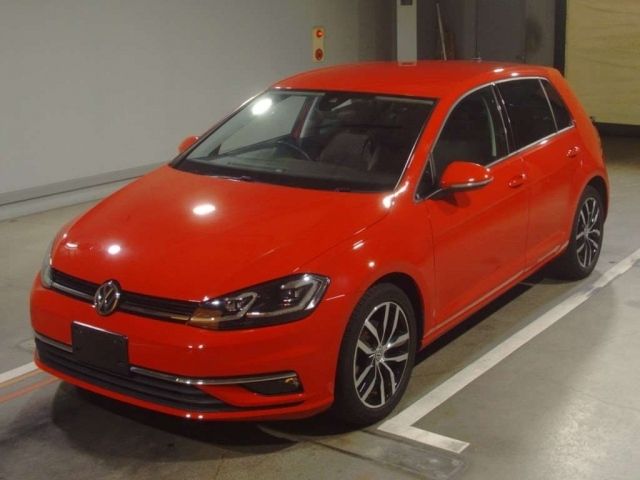 5038 Volkswagen Golf AUCPT 2018 г. (TAA Hiroshima)