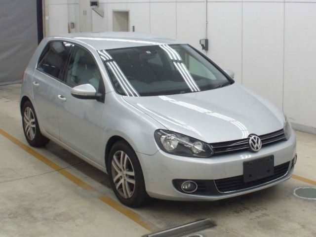 5062 Volkswagen Golf 1KCAX 2011 г. (NAA Osaka)