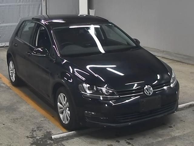 513 Volkswagen Golf AUCJZ 2013 г. (ZIP Tokyo)