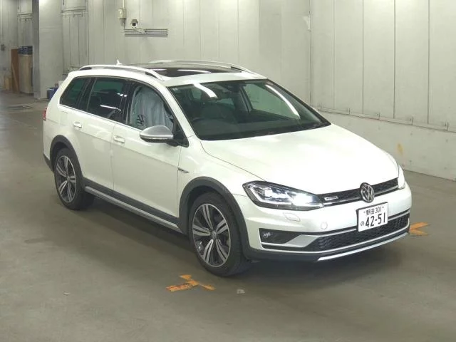 Volkswagen Golf AUCJSF 2018