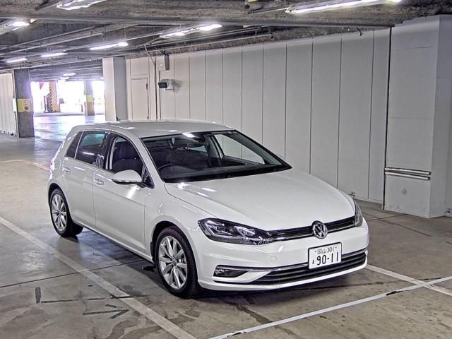 535 Volkswagen Golf AUCJZ 2019 г. (ZIP Osaka)