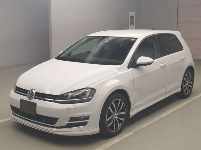 81041 Volkswagen Golf AUCPT 2017 г. (TAA Kantou)