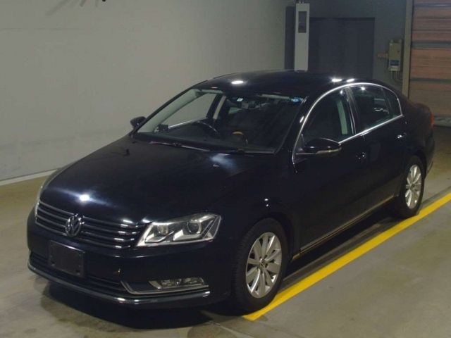 15020 Volkswagen Passat 3CCAX 2012 г. (TAA Yokohama)