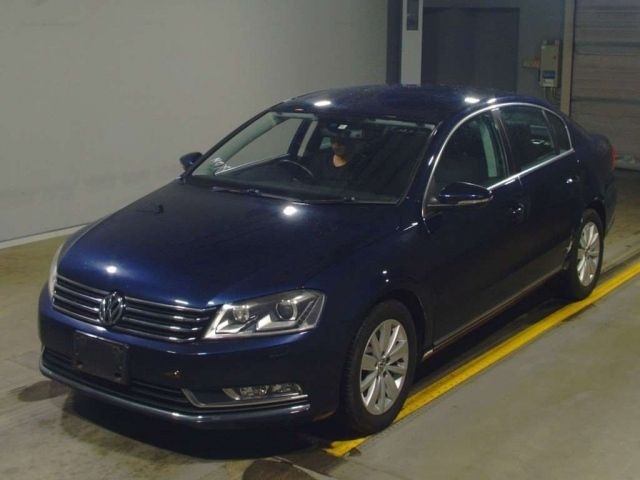 15033 Volkswagen Passat 3CCAX 2014 г. (TAA Yokohama)