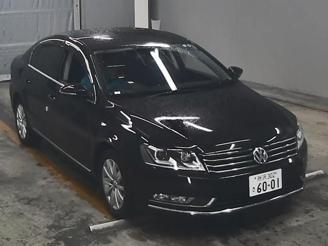 575 Volkswagen Passat 3CCAX 2013 г. (ZIP Tokyo)