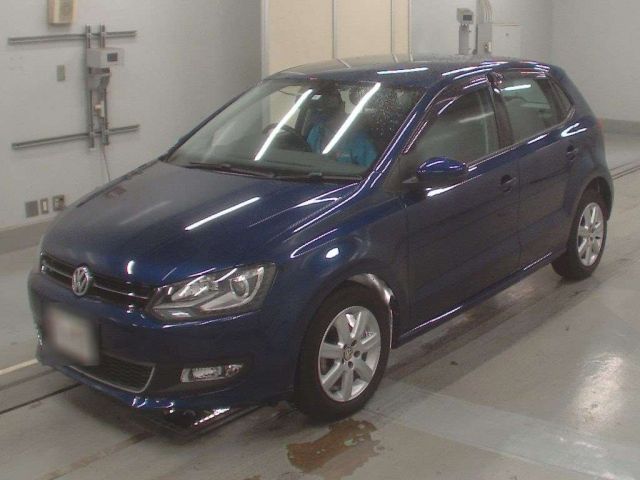 10032 Volkswagen Polo 6RCBZ 2012 г. (CAA Tokyo)