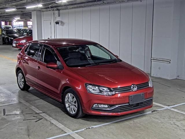 162 Volkswagen Polo 6RCJZ 2014 г. (ZIP Osaka)