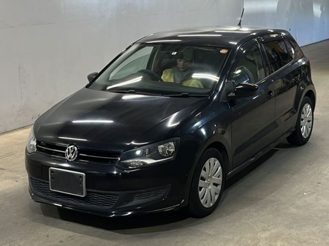 174 Volkswagen Polo 6RCBZ 2012 г. (KCAA Fukuoka)