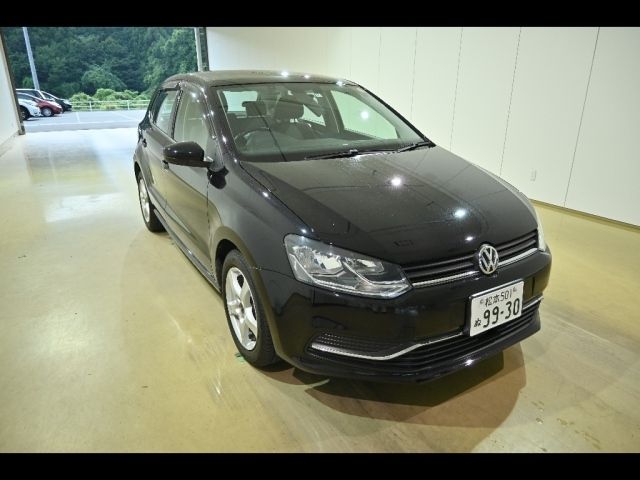 20206 Volkswagen Polo 6RCJZ 2014 г. (Honda Tokyo)