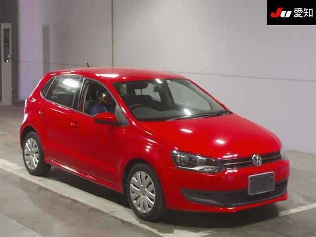 30124 Volkswagen Polo 6RCBZ 2013 г. (JU Aichi)