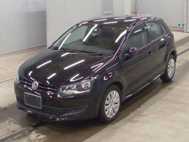 3027 Volkswagen Polo 6RCBZ 2014 г. (CAA Tohoku)