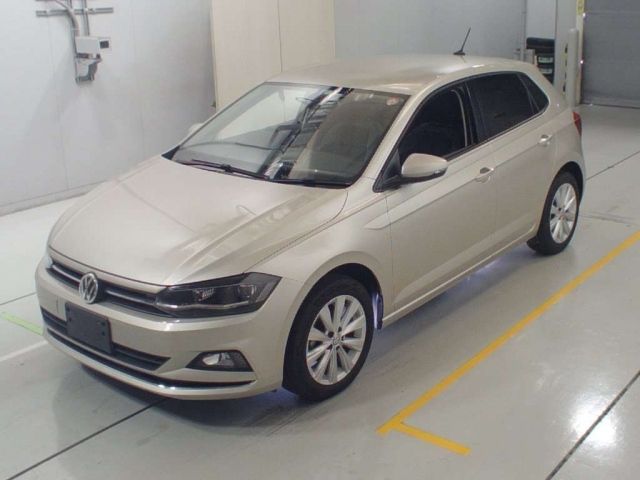 30324 Volkswagen Polo AWCHZ 2018 г. (CAA Chubu)