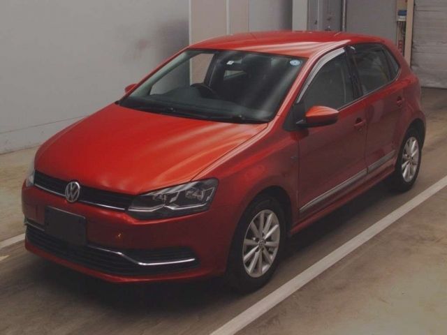 32038 Volkswagen Polo 6RCJZ 2015 г. (TAA Kantou)