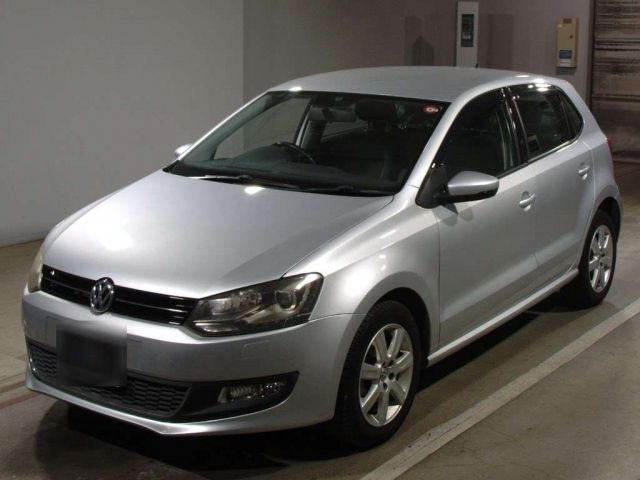 4038 Volkswagen Polo 6RCBZ 2014 г. (TAA Chubu)