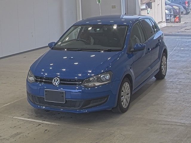 4074 Volkswagen Polo 6RCBZ 2012 г. (ARAI Oyama)