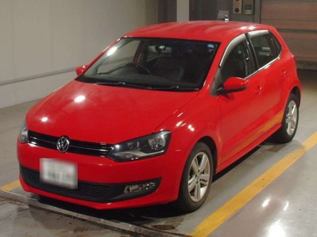 4235 Volkswagen Polo 6RCBZ 2013 г. (TAA Shikoku)