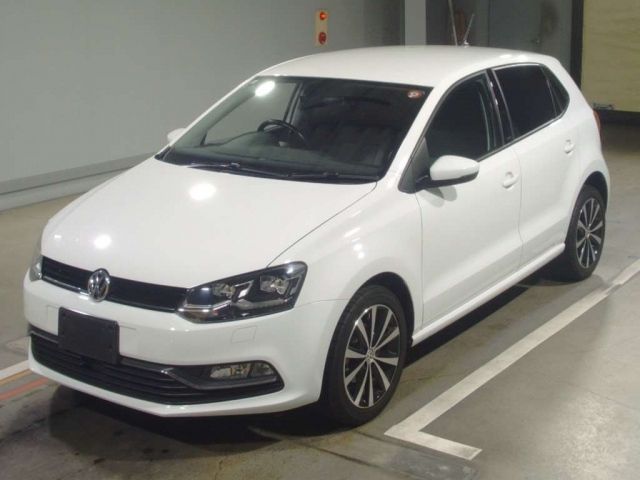 4831 Volkswagen Polo 6RCJZ 2016 г. (TAA Hiroshima)