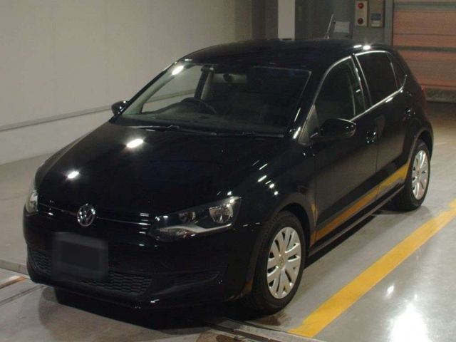 5001 Volkswagen Polo 6RCBZ 2012 г. (TAA Shikoku)