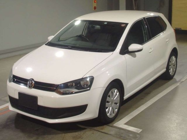 5013 Volkswagen Polo 6RCBZ 2014 г. (TAA Hiroshima)