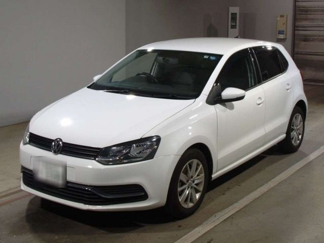 5016 Volkswagen Polo 6RCJZ 2015 г. (TAA Chubu)