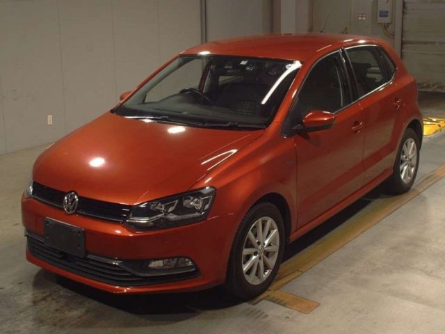 5037 Volkswagen Polo 6RCJZ 2015 г. (TAA Kyushu)