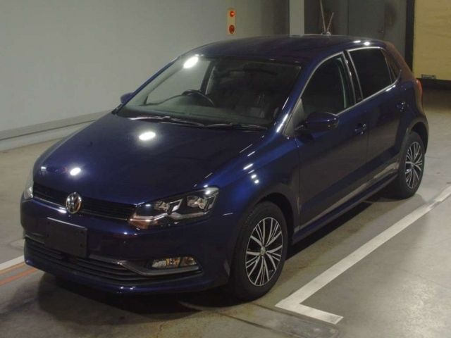 5040 Volkswagen Polo 6RCJZ 2016 г. (TAA Hiroshima)