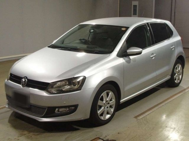 5045 Volkswagen Polo 6RCBZ 2012 г. (TAA Hyogo)