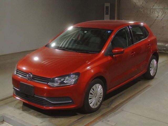 5060 Volkswagen Polo 6RCJZ 2015 г. (TAA Kinki)